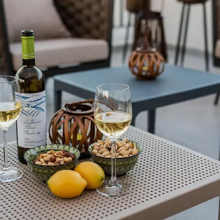 Fantastic Vacation For Up To Four Guests With Balcony All Yours Апартаменты *